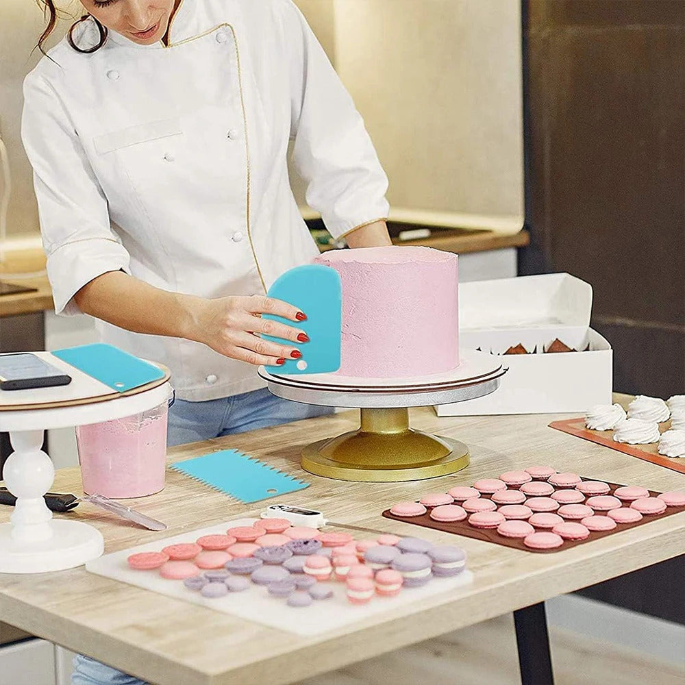 15-Piece Professional Silicone & Stainless Steel Cake Decorating Set - Icing Nozzles & Bags