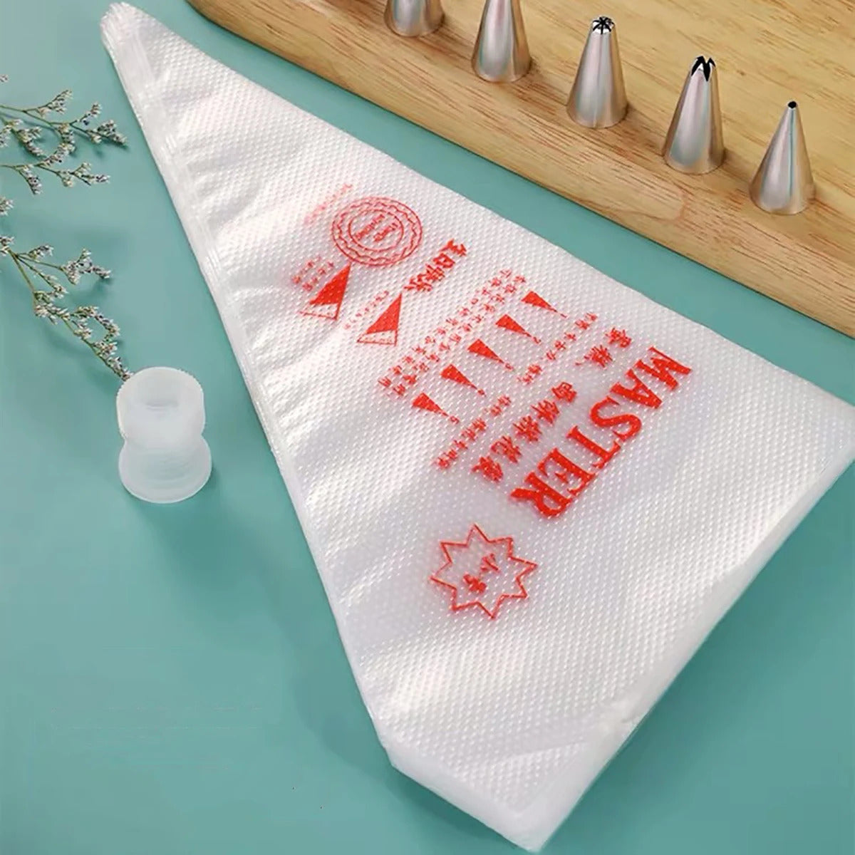 100 PCS Thick Disposable Pastry Bags - Professional Cake Cream Piping & Icing Bags for Baking Decoration